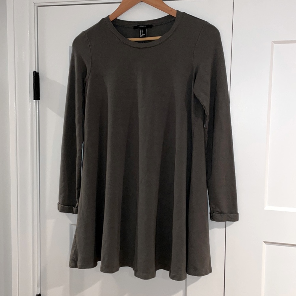 Forever 21 long sleeve tshirt dress gray/green Size Small